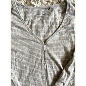 Toad & Co Women’s Grey & White Striped 3/4 Sleeve V Neck Button Shirt Size XL